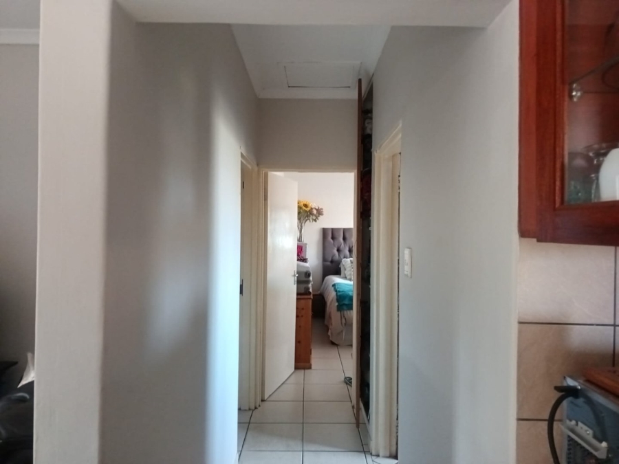 2 Bedroom Property for Sale in Rhodesdene Northern Cape